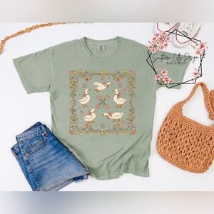 Comfort Colors Vintage Style Duck T Shirt